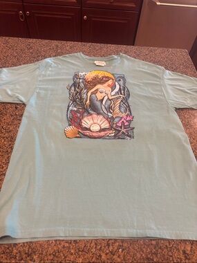 Mermaid Artwork  One 24 Boutique 
Green shirt